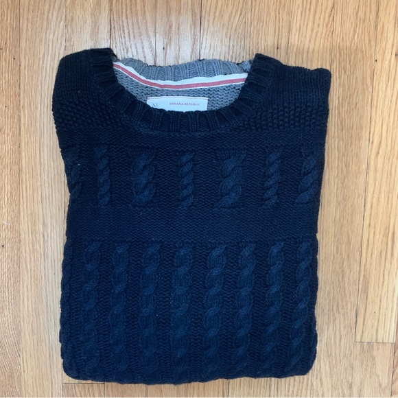 Banana Republic Cable Knit Sweater - Picture 2 of 3